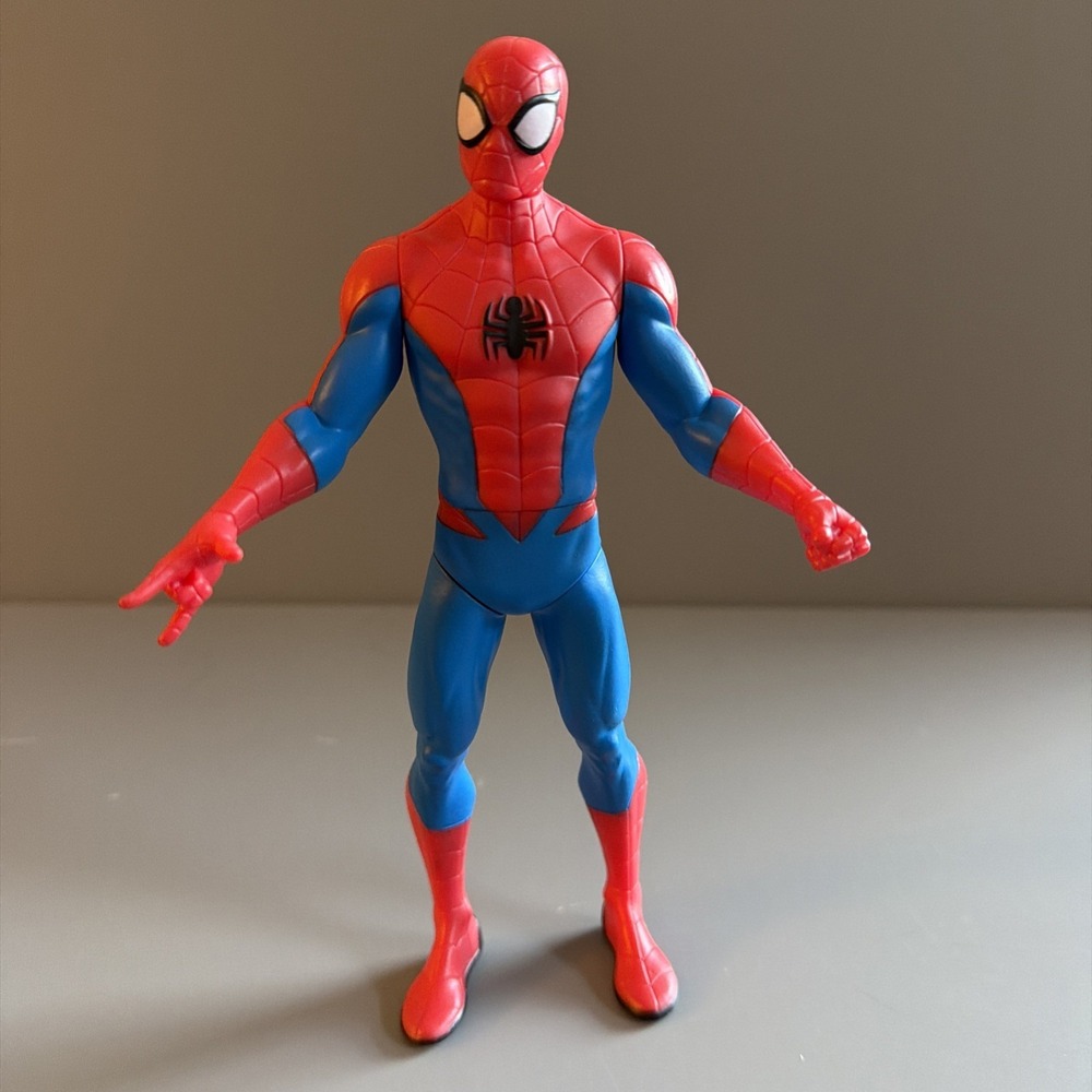 Disney Store Marvel Spider-Man 5 point Articulated Figure 7" Tall Poseable